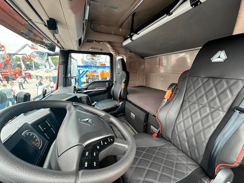 SITRAK C7H 4х2 (ВНУТРИ C-MAX)